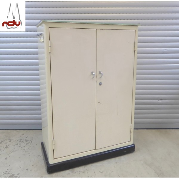 Baisch Schrankzeile rollbar Instrumentenschrank